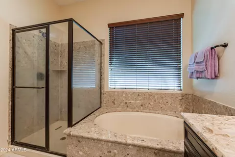 Bath - 2434 E Prescott St, Gilbert, AZ 85298 photo 2 of 5