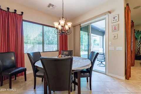 Dining - 2434 E Prescott St, Gilbert, AZ 85298 photo 8 of 10