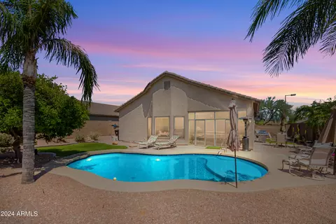 2352 N Tierra Alta Cir, Mesa, AZ 85207