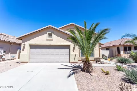 43952 W Windrose Dr, Maricopa, AZ 85138