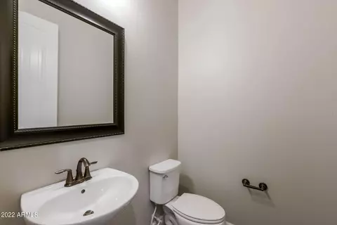 Bath - 10522 E Hawk Ave, Mesa, AZ 85212 photo 5 of 5