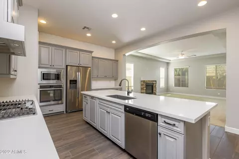 10522 E Hawk Ave, Mesa, AZ 85212