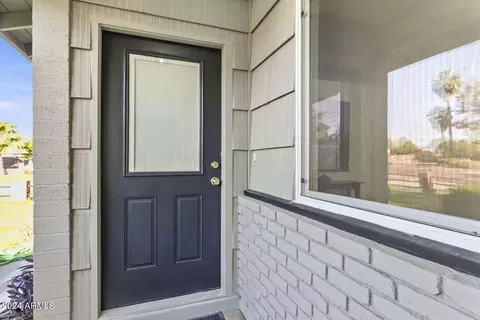 Exterior - 1731 W Palmaire Ave, Phoenix, AZ 85021 photo 5 of 8