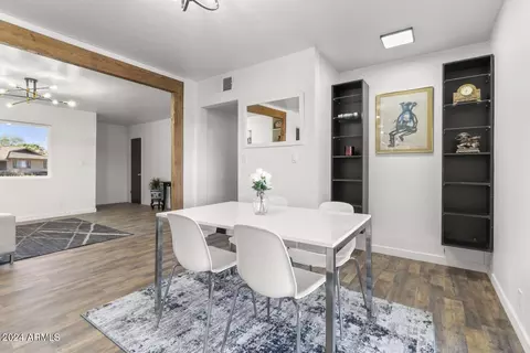 Dining - 1731 W Palmaire Ave, Phoenix, AZ 85021 photo 2 of 2