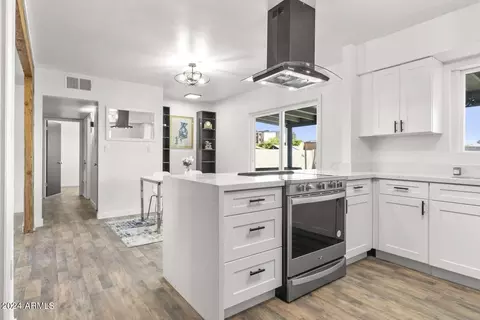 Kitchen - 1731 W Palmaire Ave, Phoenix, AZ 85021 photo 2 of 2