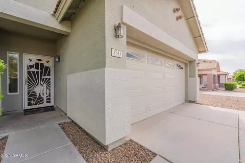 Exterior - 3743 E Longhorn Dr, Gilbert, AZ 85297 photo 2 of 15