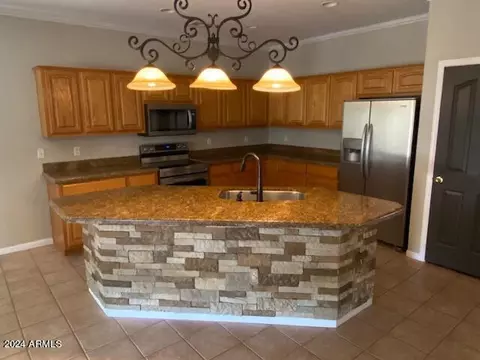 Kitchen - 2446 W Joy Ranch Rd, Phoenix, AZ 85086 photo 2 of 5