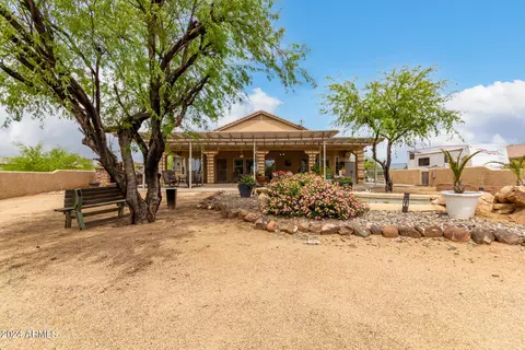 Exterior - 2446 W Joy Ranch Rd, Phoenix, AZ 85086 photo 17 of 22