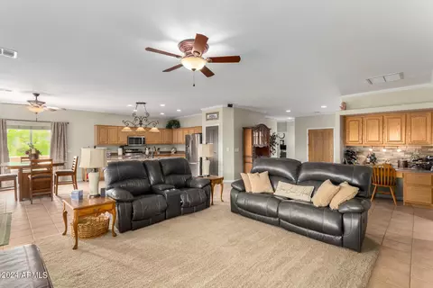 Living - 2446 W Joy Ranch Rd, Phoenix, AZ 85086 photo 5 of 6