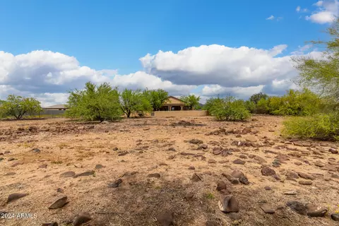 Exterior - 2446 W Joy Ranch Rd, Phoenix, AZ 85086 photo 20 of 22