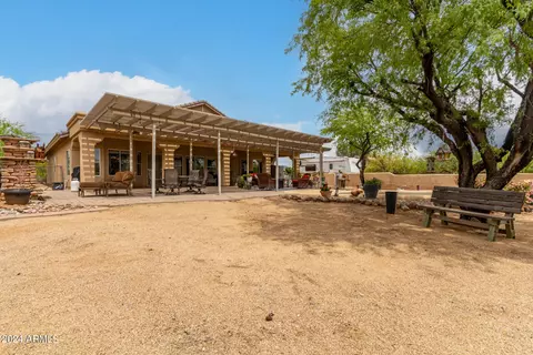 Exterior - 2446 W Joy Ranch Rd, Phoenix, AZ 85086 photo 19 of 22