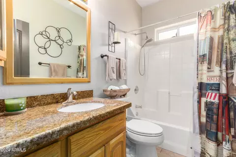 Bath - 2446 W Joy Ranch Rd, Phoenix, AZ 85086 photo 3 of 3