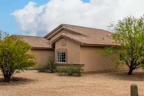 Exterior - 2446 W Joy Ranch Rd, Phoenix, AZ 85086 photo 7 of 22