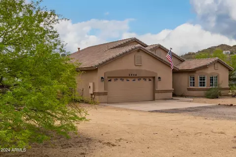 Exterior - 2446 W Joy Ranch Rd, Phoenix, AZ 85086 photo 5 of 22