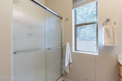 Bath - 501 E Phoenix St, Payson, AZ 85541 photo 2 of 3