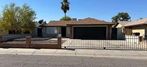 8933 W Mulberry Dr, Phoenix, AZ 85037