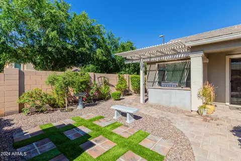Exterior - 1840 S Sinova Ave, Gilbert, AZ 85295 photo 19 of 27