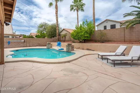 Exterior - 1434 E Marco Polo Rd, Phoenix, AZ 85024 photo 5 of 9