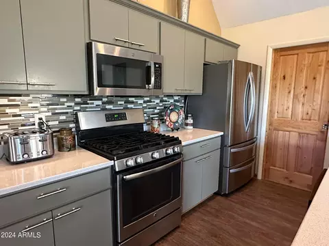 Kitchen - 2501 Elk Run Ct #21, Payson, AZ 85541 photo 2 of 2