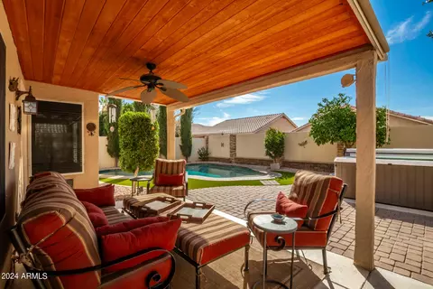 Exterior - 345 W Bruce Ave, Gilbert, AZ 85233 photo 5 of 9