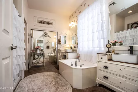 Bath - 10605 E Kilarea Ave, Mesa, AZ 85209 photo 5 of 5