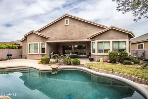 Exterior - 10605 E Kilarea Ave, Mesa, AZ 85209 photo 9 of 10