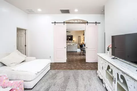 Bath - 10605 E Kilarea Ave, Mesa, AZ 85209 photo 1 of 5