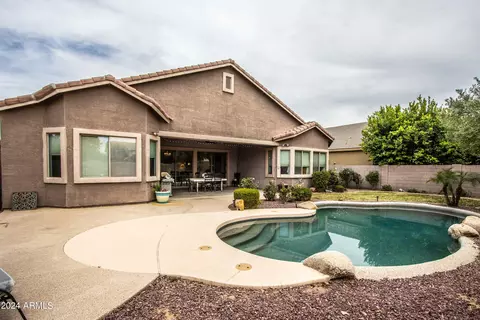 Exterior - 10605 E Kilarea Ave, Mesa, AZ 85209 photo 6 of 10