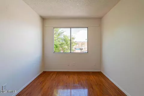4511 E Riverside St, Phoenix, AZ 85040 photo 6