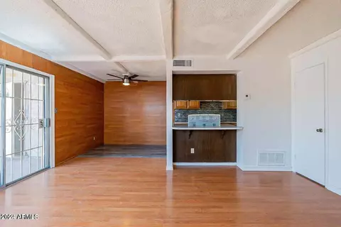 4511 E Riverside St, Phoenix, AZ 85040 photo 2