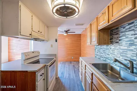 4511 E Riverside St, Phoenix, AZ 85040 photo 4