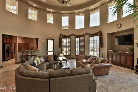 Living - 5450 E Deer Valley Dr #2017, Phoenix, AZ 85054 photo 3 of 3