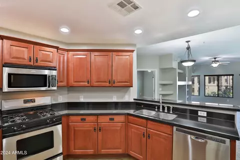 Kitchen - 5450 E Deer Valley Dr #2017, Phoenix, AZ 85054 photo 1 of 3