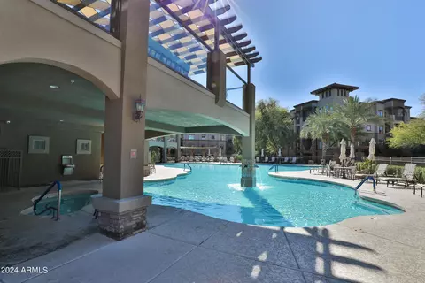 Exterior - 5450 E Deer Valley Dr #2017, Phoenix, AZ 85054 photo 5 of 12