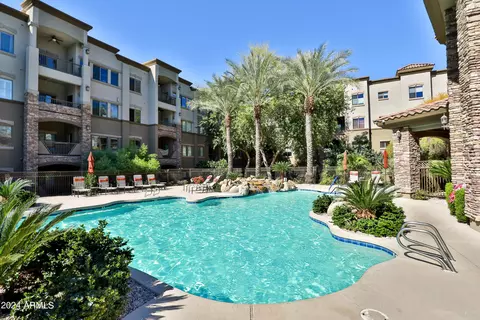 Exterior - 5450 E Deer Valley Dr #2017, Phoenix, AZ 85054 photo 7 of 12