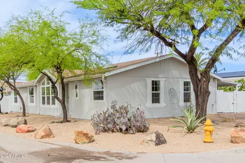 2702 E Kings Ave, Phoenix, AZ 85032 photo 2