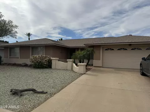 11037 W Crestbrook Dr, Sun City, AZ 85351