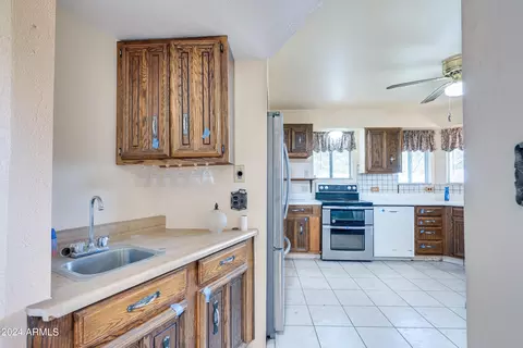 Kitchen - 3000 E Page Ranch Rd, Willcox, AZ 85643 photo 1 of 7