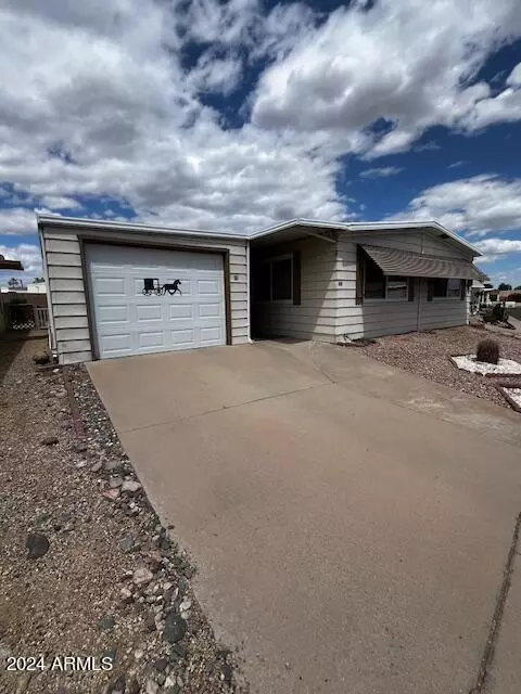 10201 N 99th Ave #16, Peoria, AZ 85345