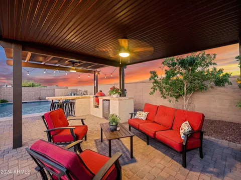 Exterior - 2011 N Beverly Pl, Buckeye, AZ 85396 photo 9 of 14