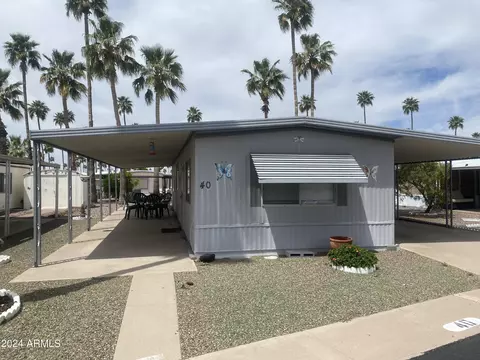 303 S Recker Rd #40, Mesa, AZ 85206