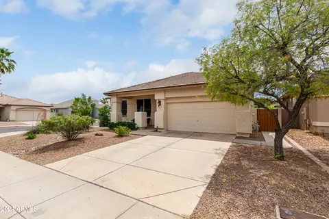 Exterior - 3675 E San Pedro Ave, Gilbert, AZ 85234 photo 2 of 16