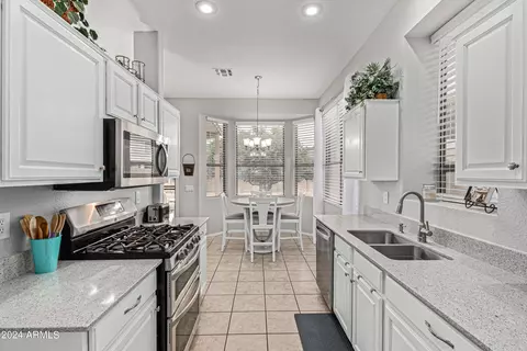 Kitchen - 3675 E San Pedro Ave, Gilbert, AZ 85234 photo 1 of 4