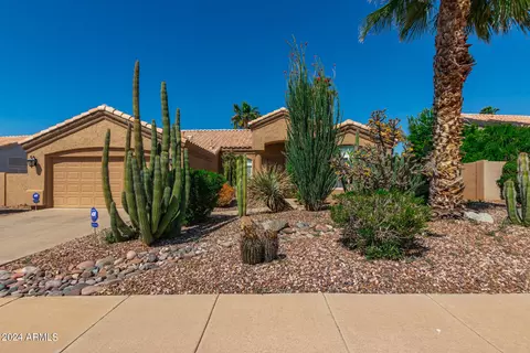 7136 E Lomita Ave, Mesa, AZ 85209