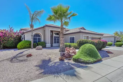 7433 W Foothill Dr, Glendale, AZ 85310