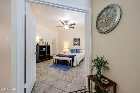 Bedroom - 100 E Fillmore St #129, Phoenix, AZ 85004 photo 1 of 5