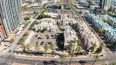 View/Area - 100 E Fillmore St #129, Phoenix, AZ 85004 photo 2 of 6