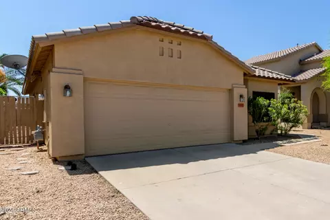 8763 W Paradise Dr, Peoria, AZ 85345