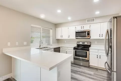 4624 E Bohl St, Phoenix, AZ 85044 photo 14