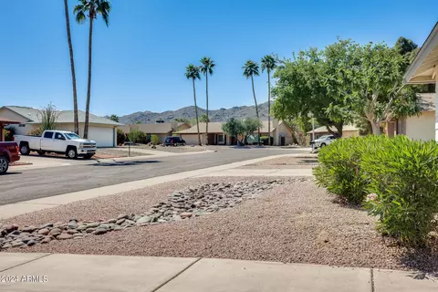 4624 E Bohl St, Phoenix, AZ 85044 photo 34